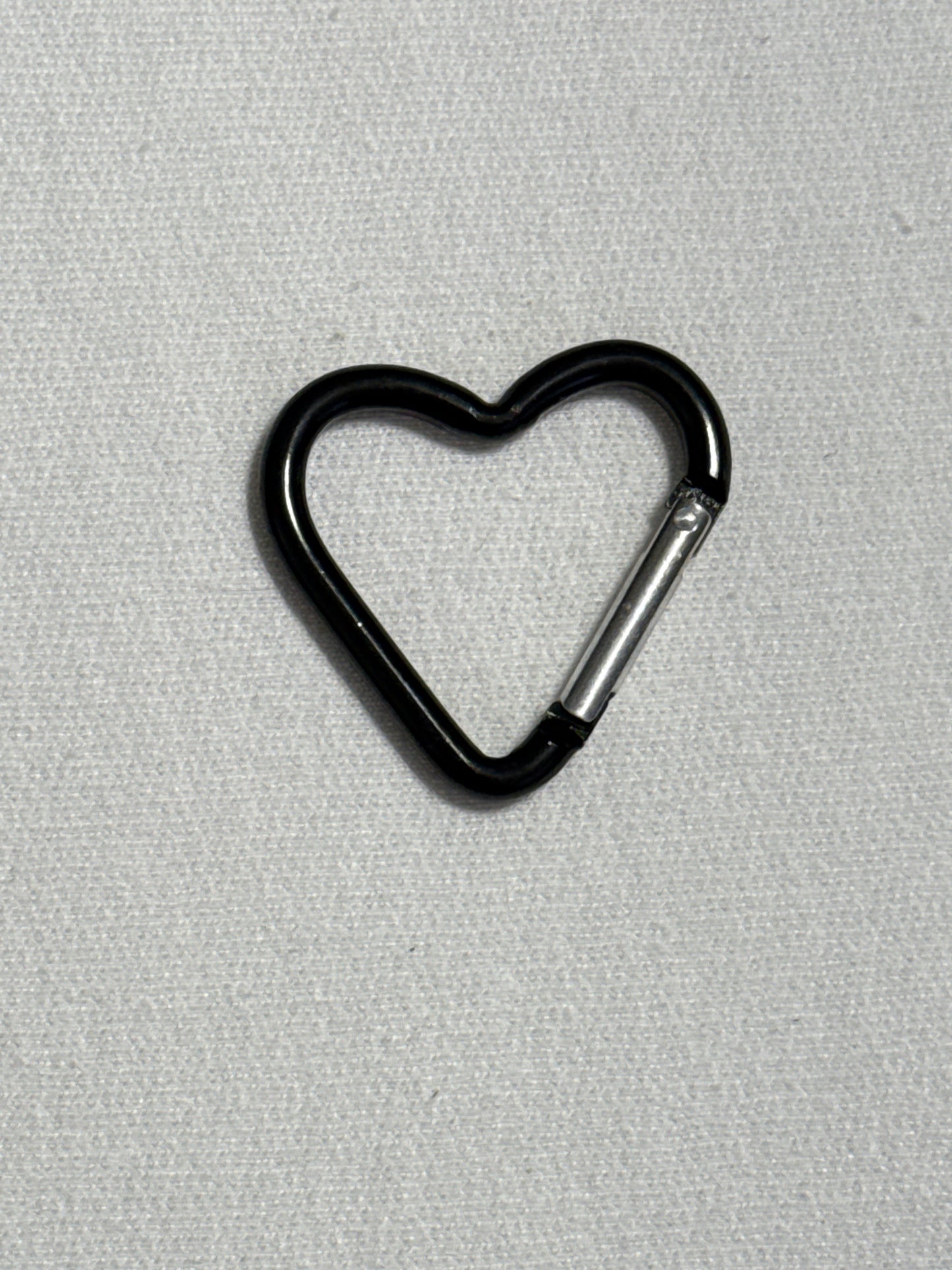 Black Heart carabiner